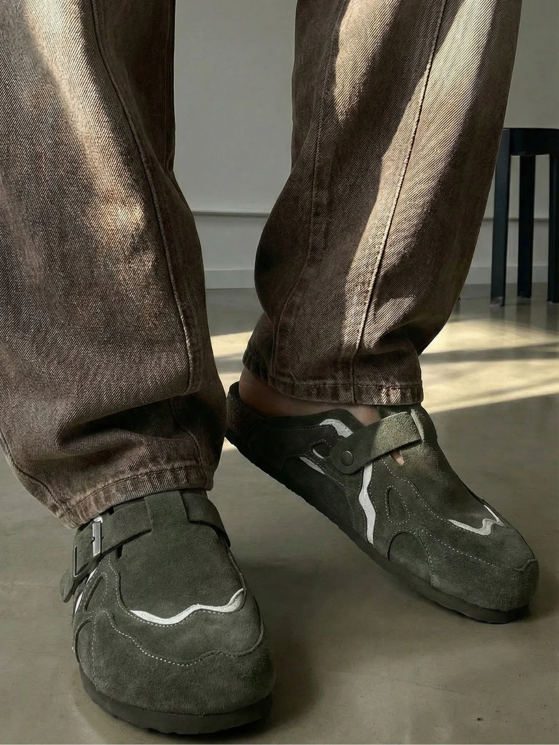 DCRB Wavey Clogs - Army Green - Image 4
