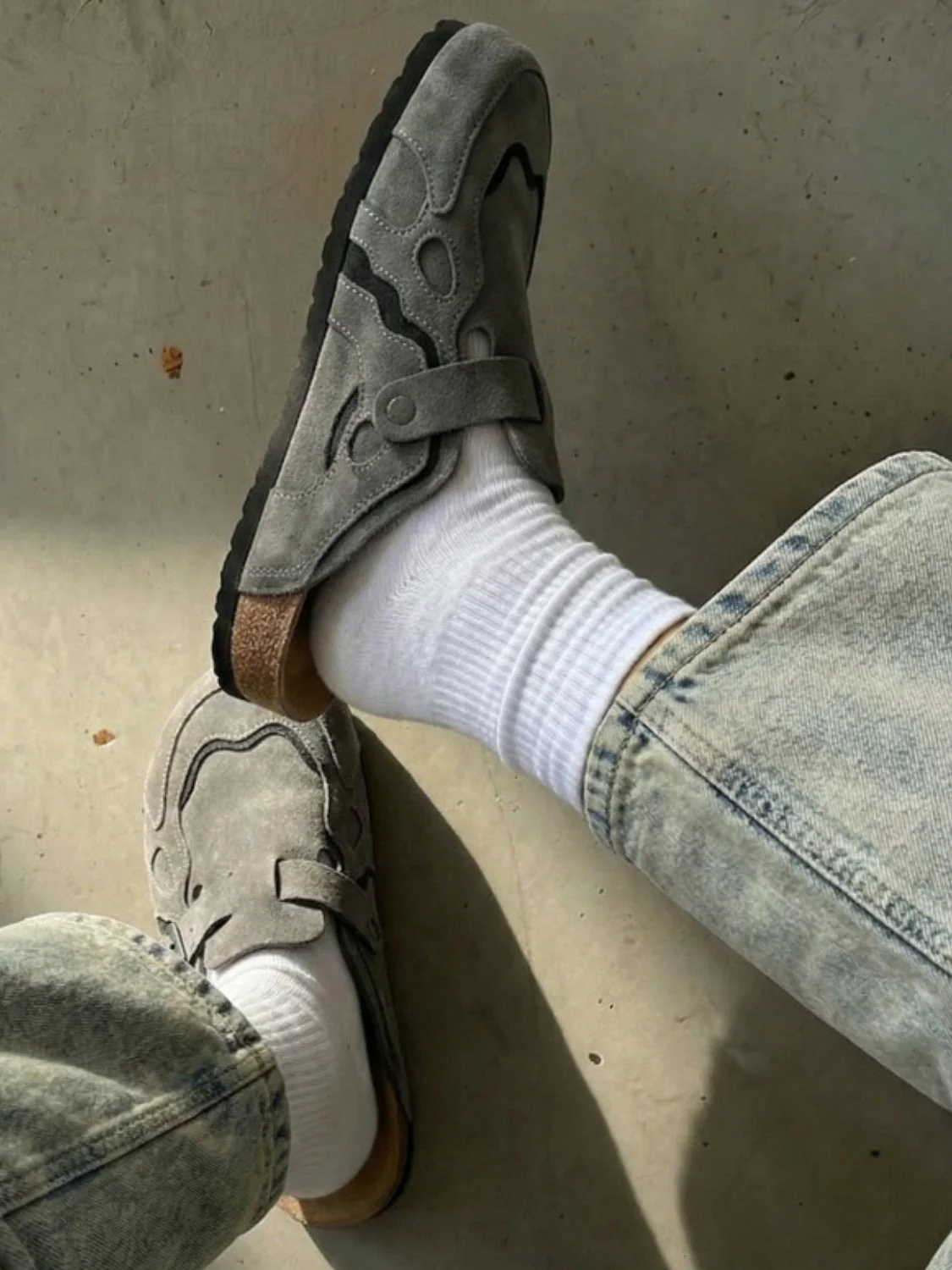 DCRB Wavey Clogs - Grey - Image 3